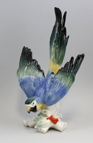 Gelbbrustara Parrot Figurine Blue