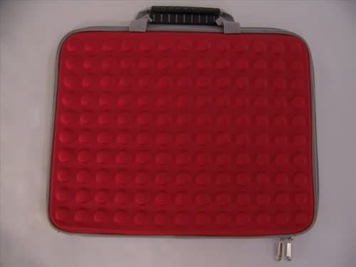 Red 10.1 inch Laptop soft case - COOLER dots pattern