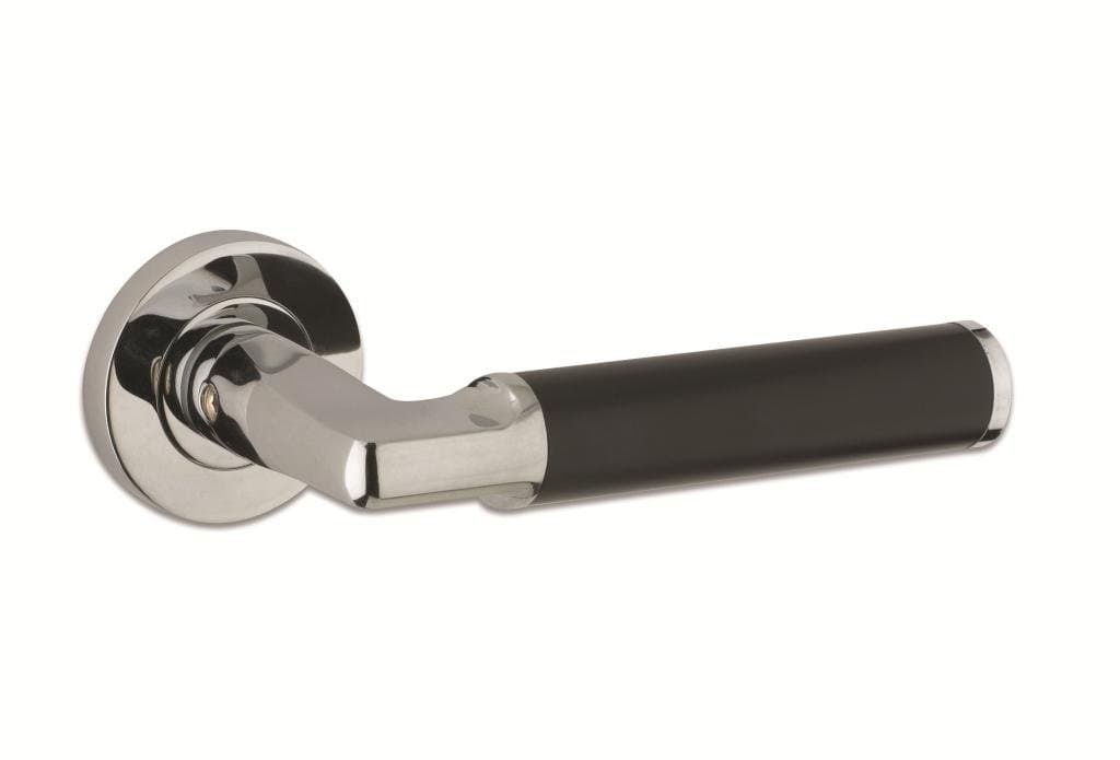 Milan Nero Door Handle Lever On Rose