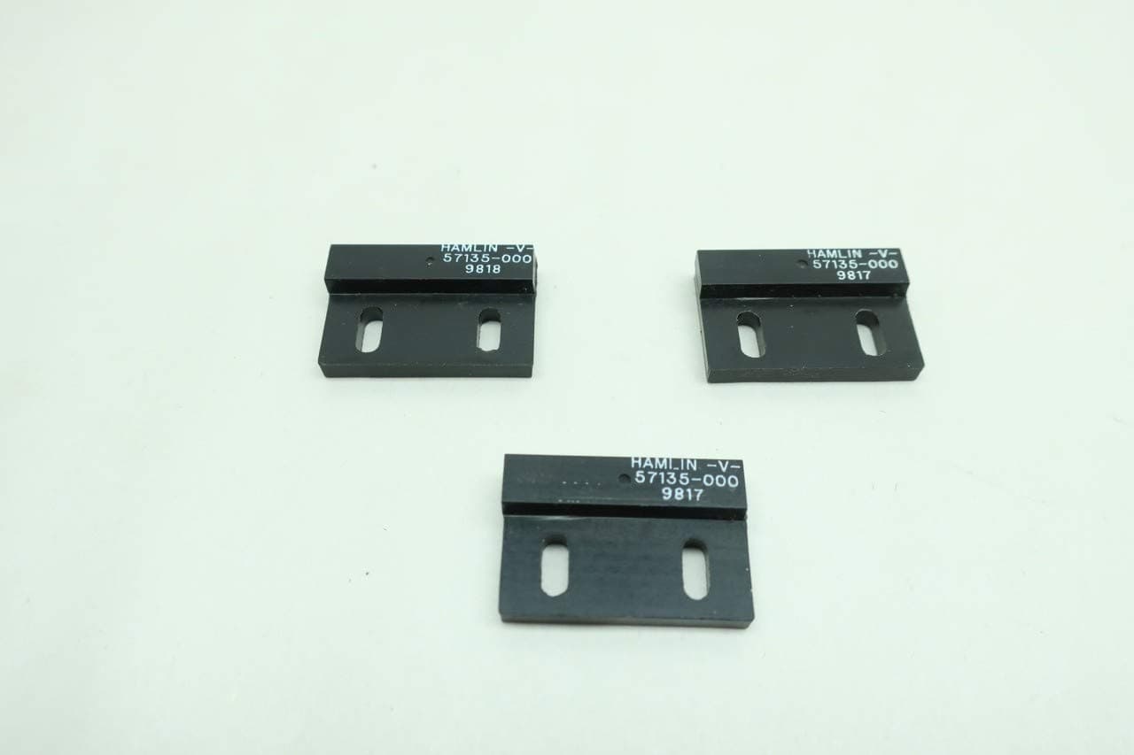 LOT of 3 HAMLIN 57135-000 Actuator Rectangular Magnet D652516