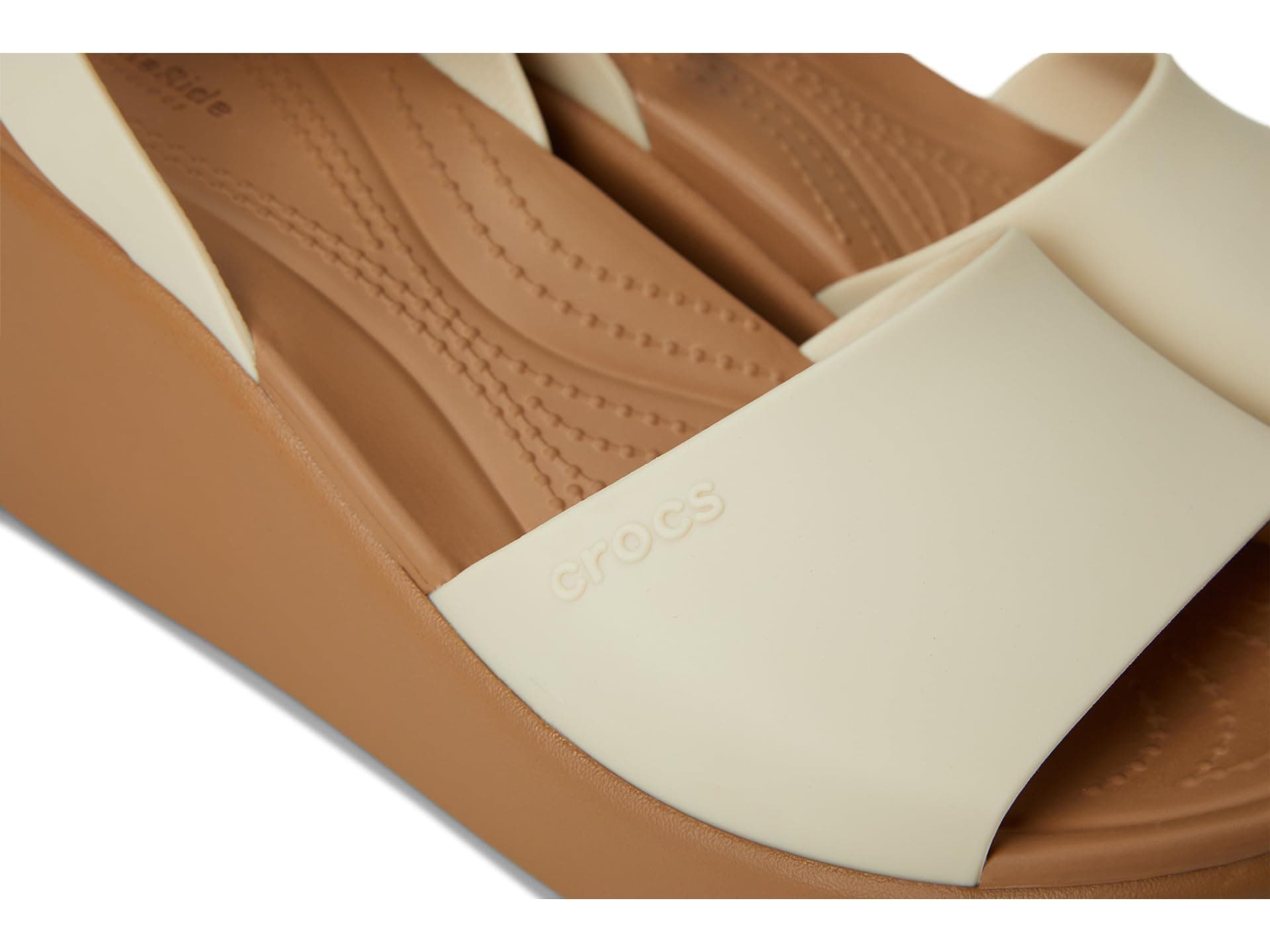 Crocs Women's Brooklyn Ankle Strap Wedge, Platform SandalsWedge Sandal