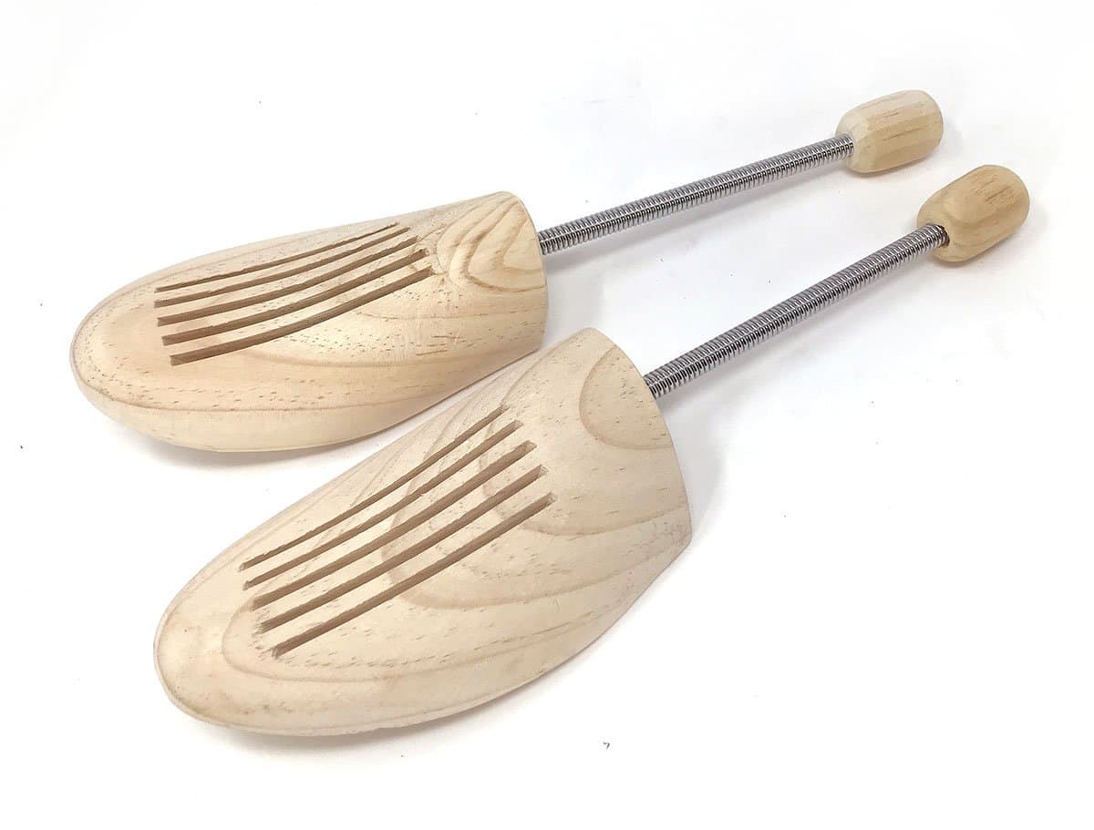 Cedar Elements Solid Pine Shoe Trees