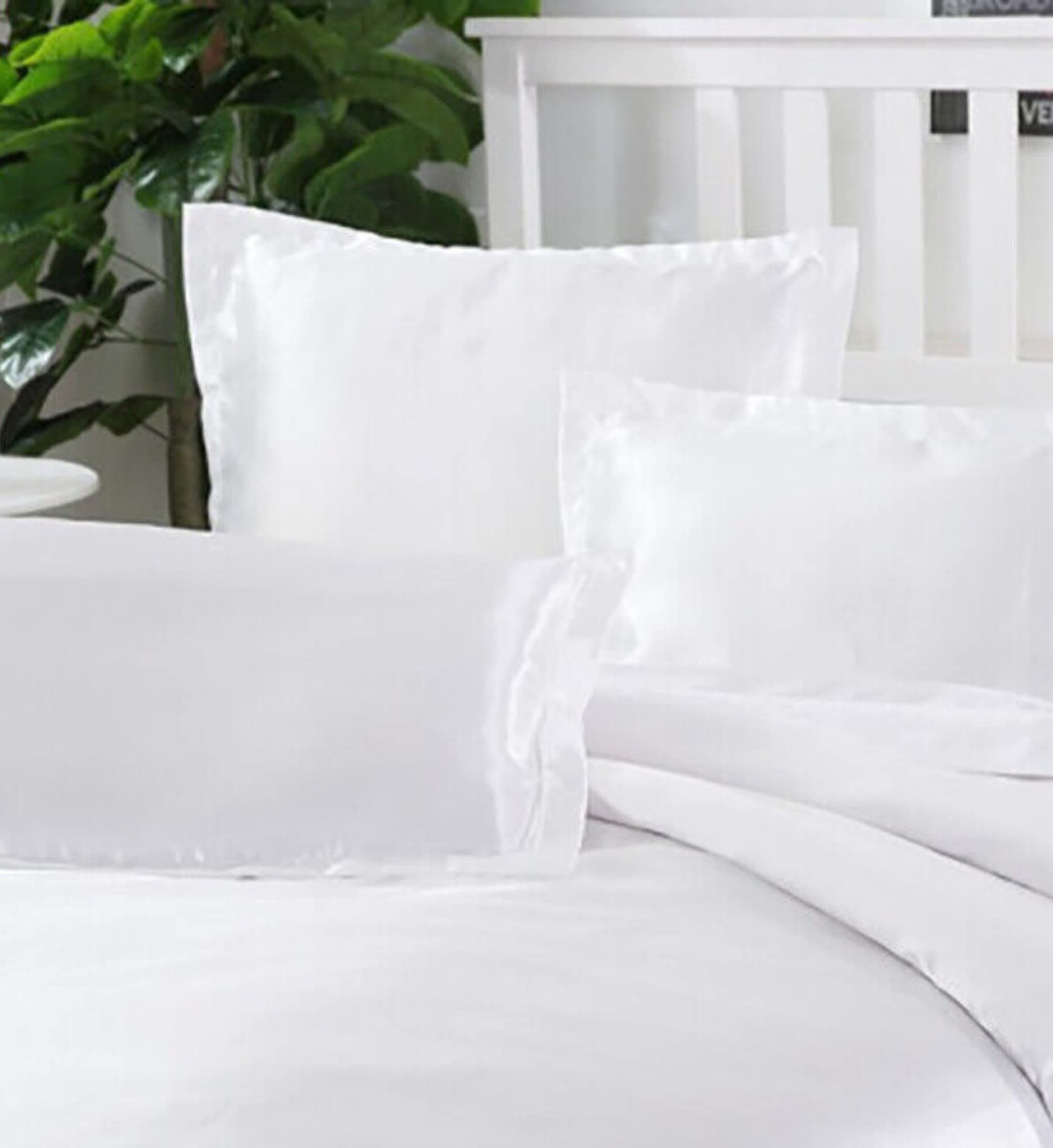 RUKH 300 Thread Cotton Pure Cotton Flat Bed Sheet and Pillow Cases Set 5 Pc - King and Super King Size 1 Flat sheet 280x280cm 4 pillowcases 50x75cm White luxiuious Hotel bedsheet (Super King, White)