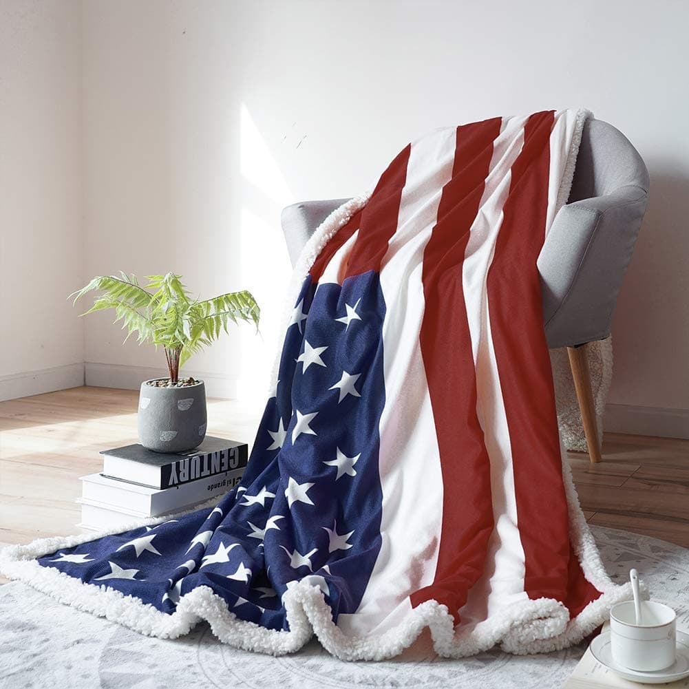 Maylian US Flag Print Sherpa Throw Blanket - Lightweight Microfiber for Couch and Bed - Great Gift for Veteran Friend Men Women Proud American House (X-Large 80 X 60 INCH)