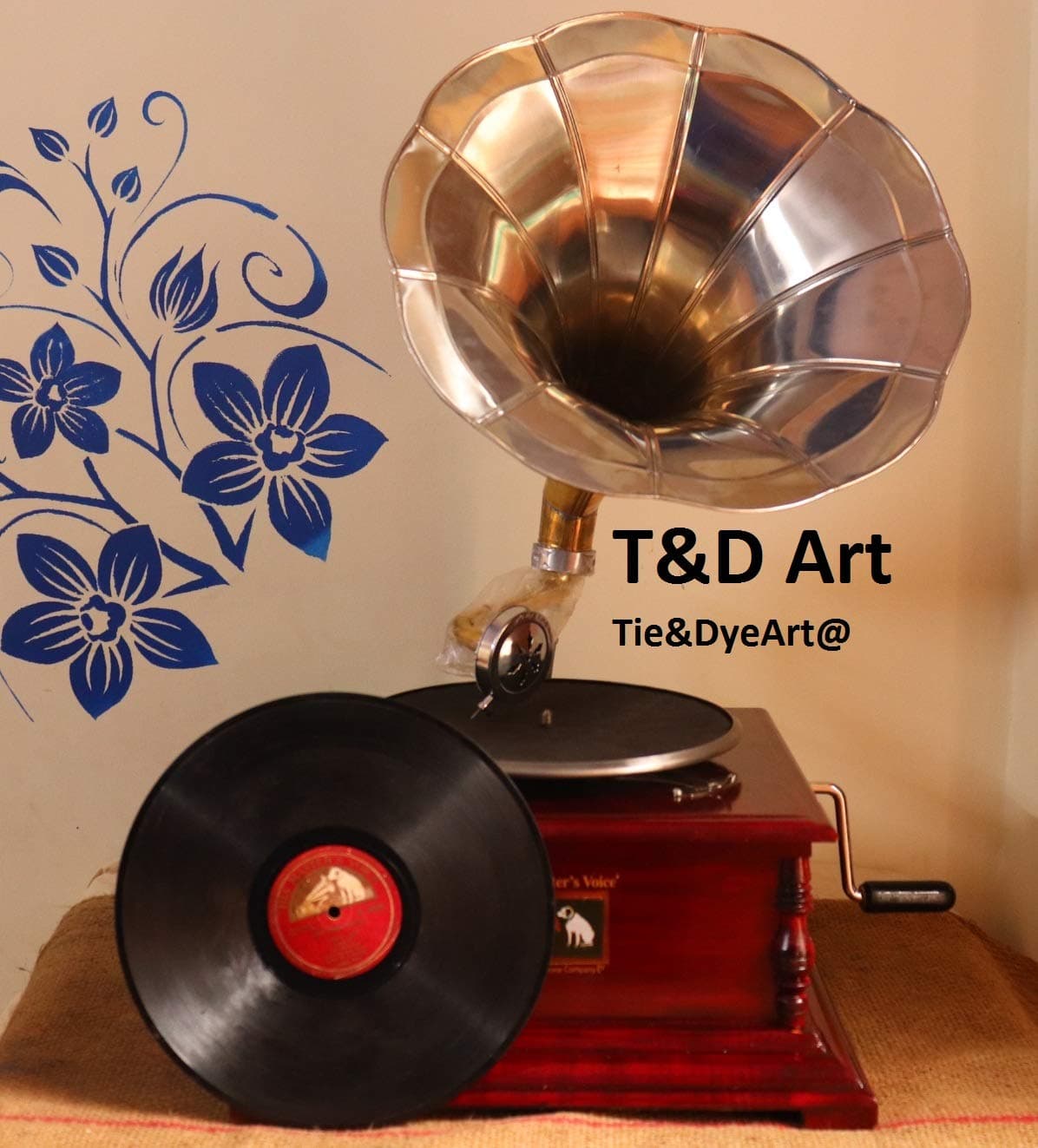 Gramophone Player Antique Replica HMV Gramophone Working Gramophone 5 Needle,1 Record Wooden Box, Steel Horn Size 16x16x24inches