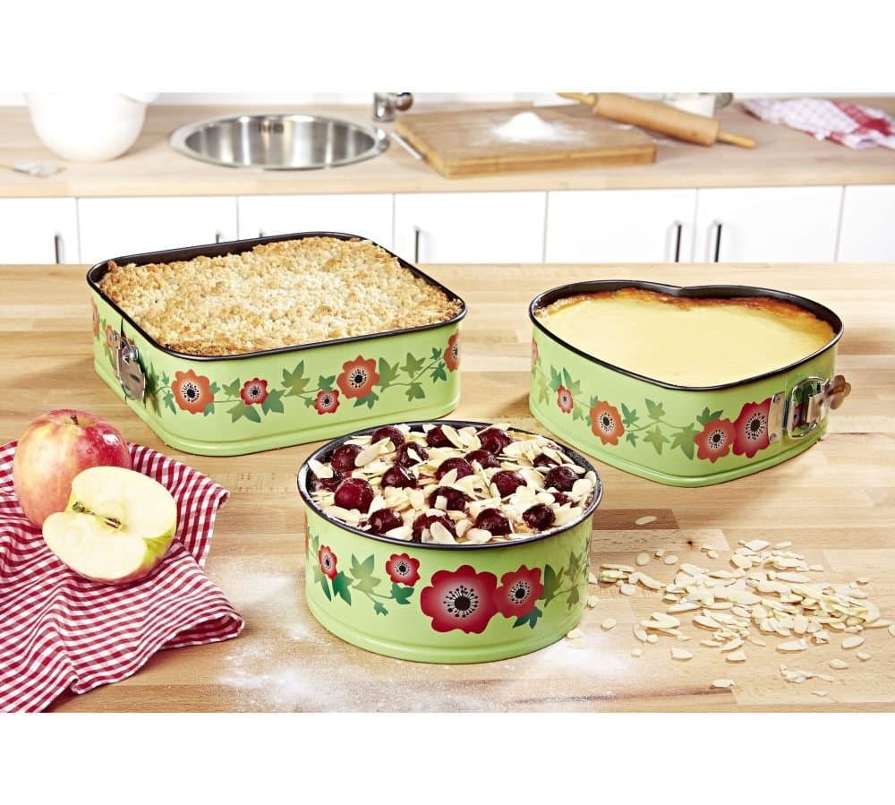 3-Piece Springform Bakeware Set Includes Heart Mould Plus Square Baking Tray Cake Tin Non-Stick Coating