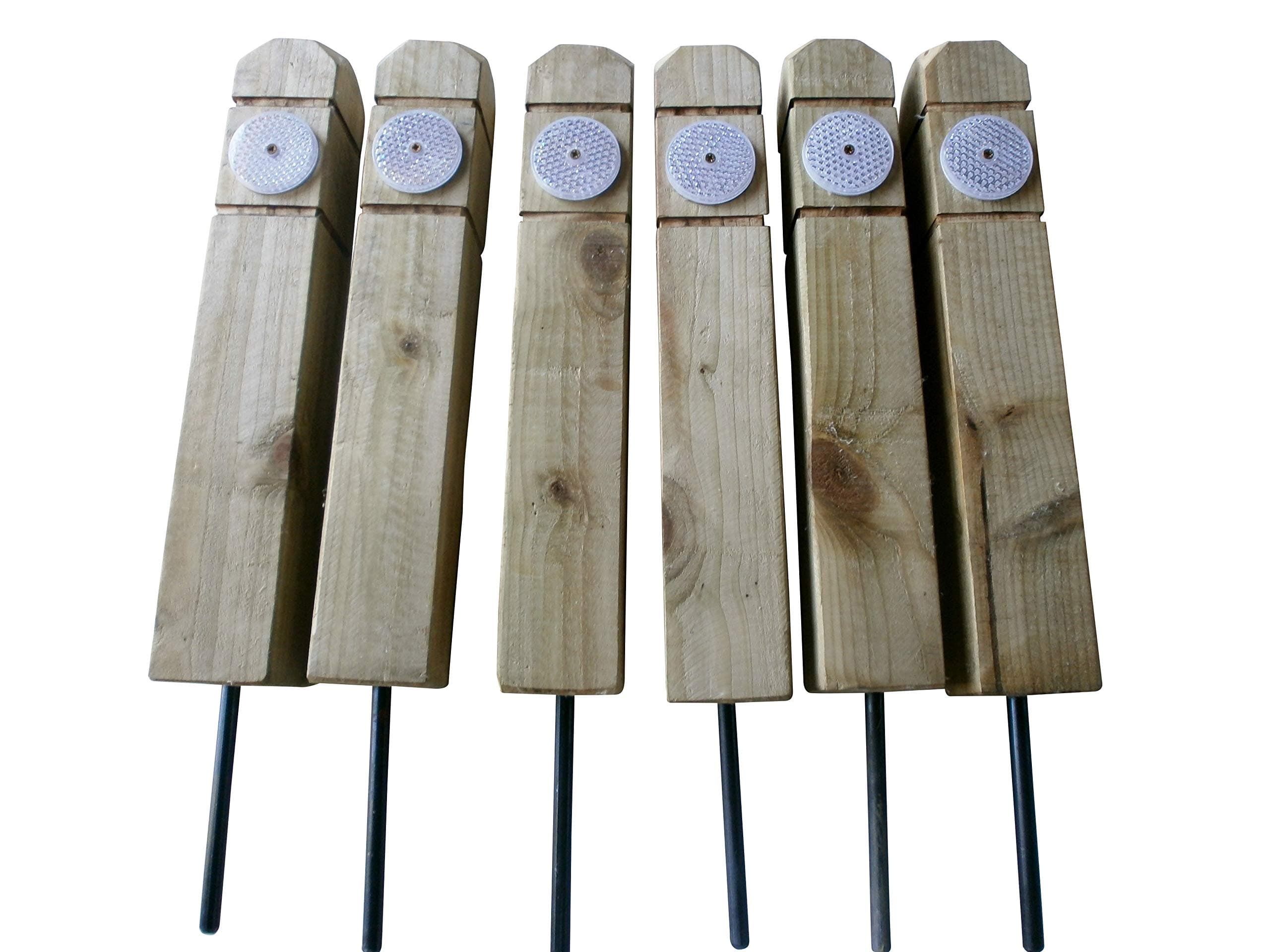 6 x 18 inch (45cm) Timber Reflective Keep Off Grass Verge Posts Boundary Markers, Push in Ground