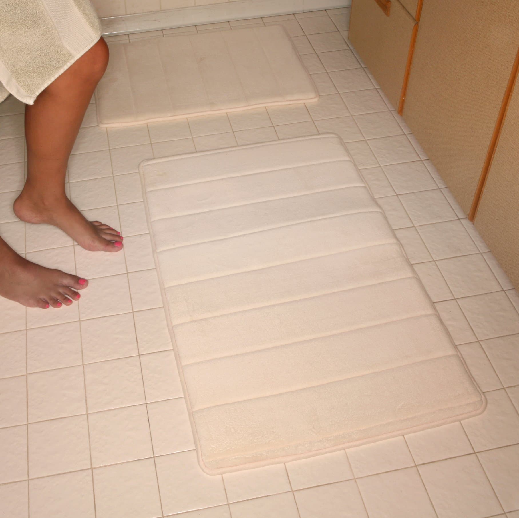 Hometexdirect Ultimate Luxury Memory Foam Bath Mat-20x30 White