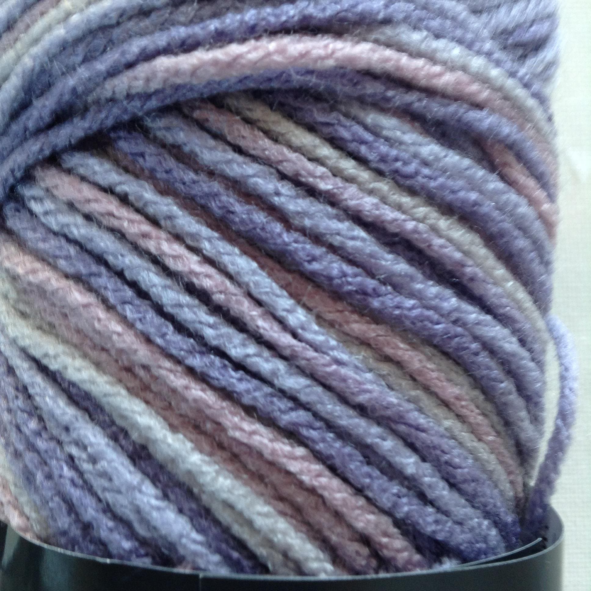 Super Saver Yarn-Mulberry Mix