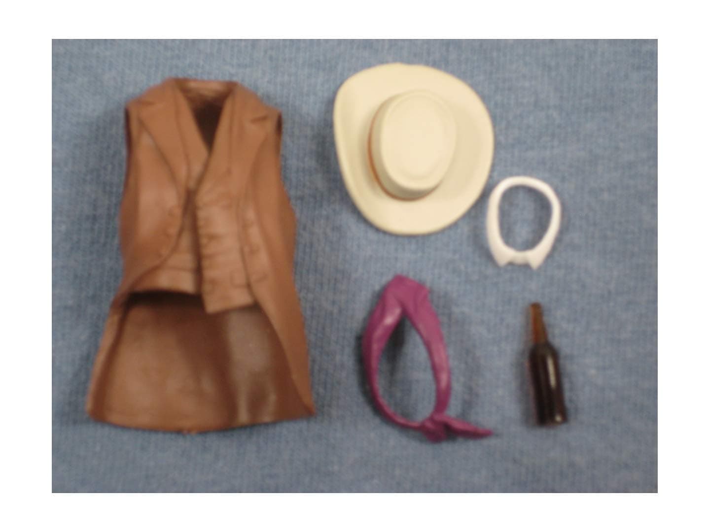 Dime Novel Legends 1/18 Scale Boot Hill Loot Accessory Pack (#5)