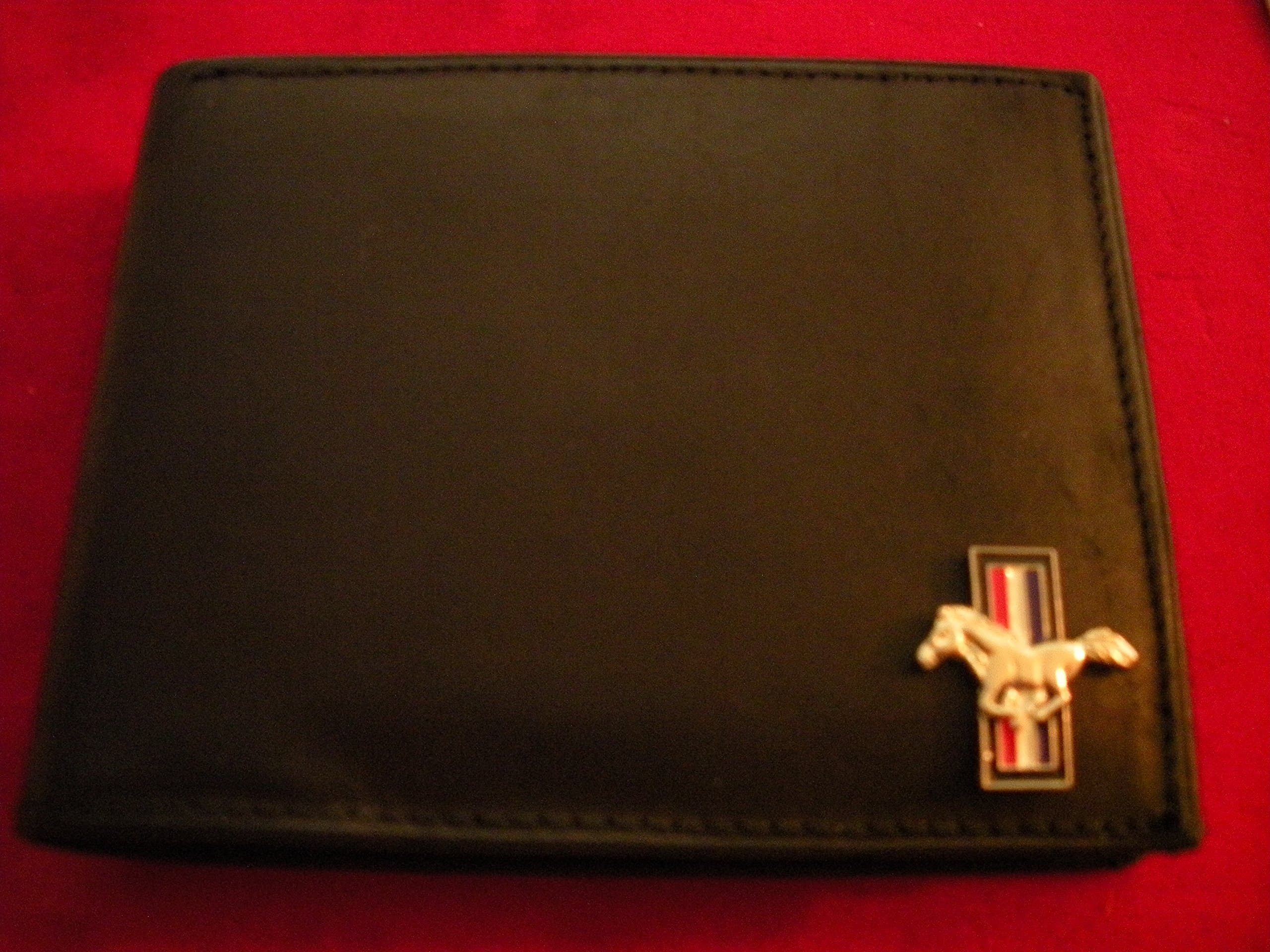 Mustang Bi-Fold Italian Leather Wallet