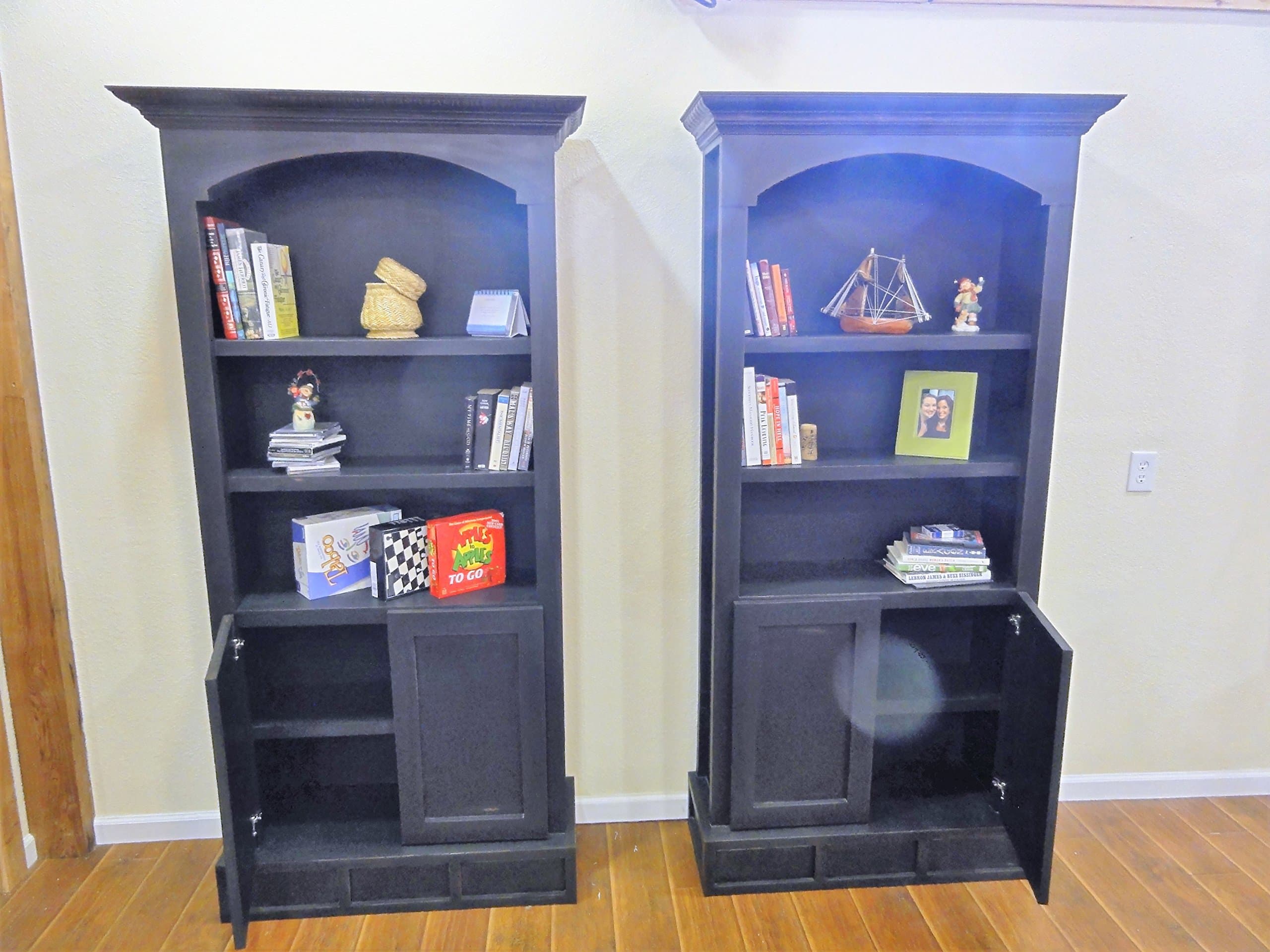 Shabby Chic Metalic Finish Solid Wood Bookshelf