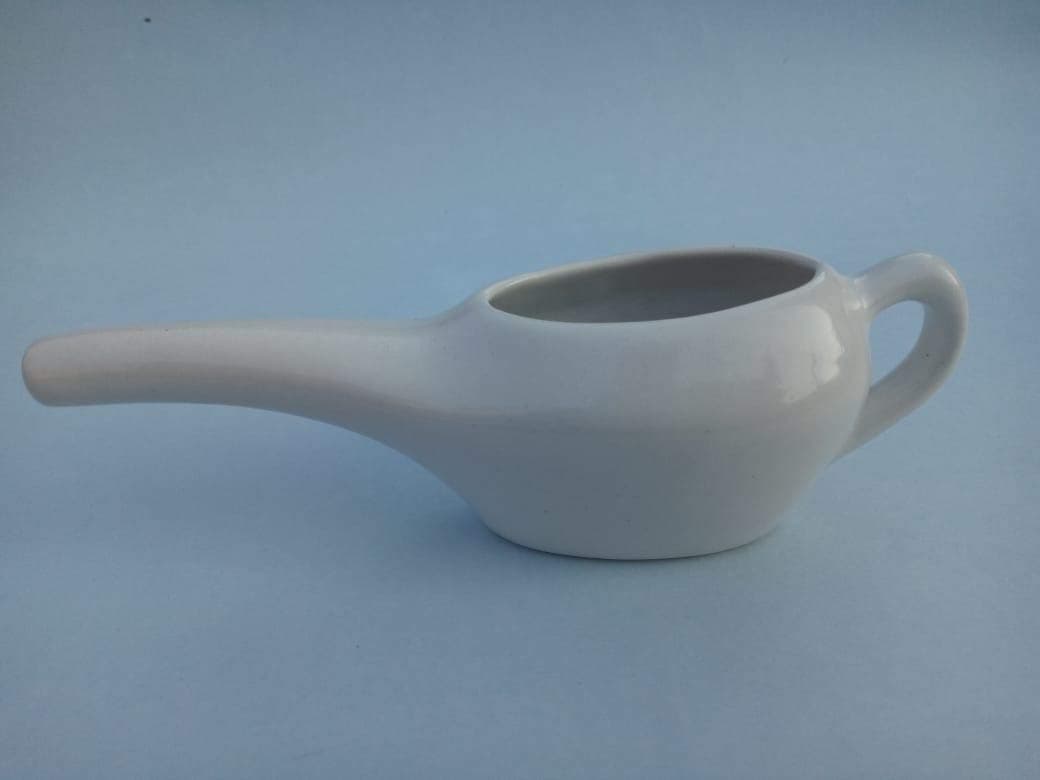 Leak Proof Durable Porcelain Ceramic Neti Pot Hold 200 Ml Water Comfortable Grip With 10 Sachet Neti Salt | Microwave and Dishwasher safe eco Friendly Natural Treatment for Sinus and Congestion