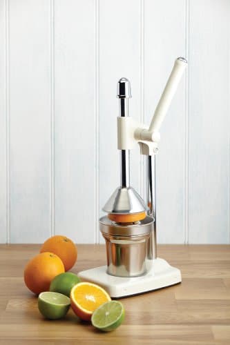 KitchenCraft Living Nostalgia Juicer, Cream/Silver