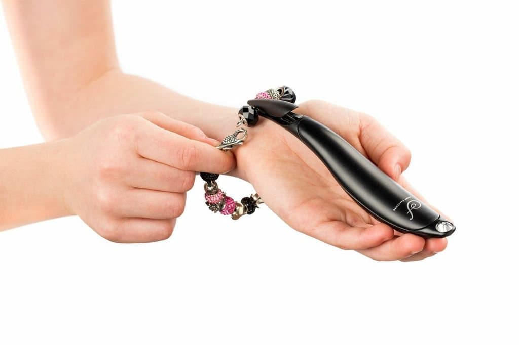 Bracelet Watch Fastening Assistance Tool