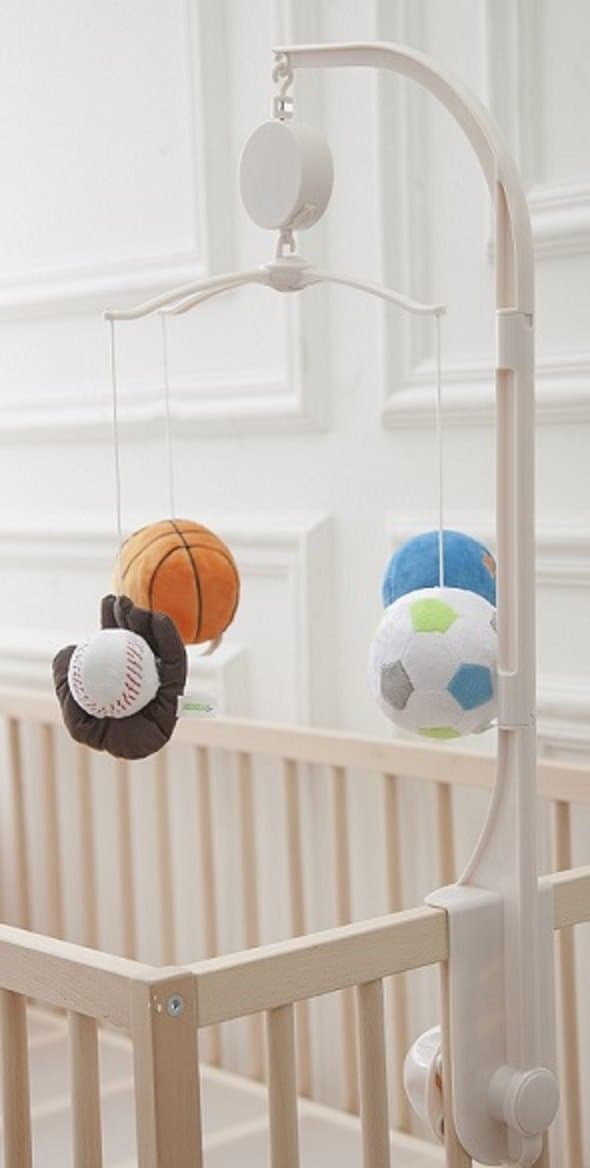 Heseam Classic Sport Theme Musical Mobile