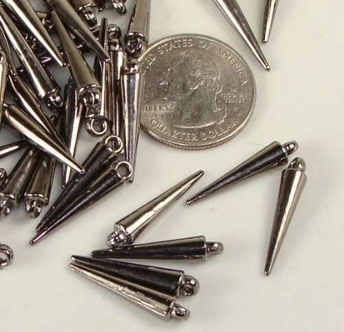 22mm Spikes Gunmetal 80pcs
