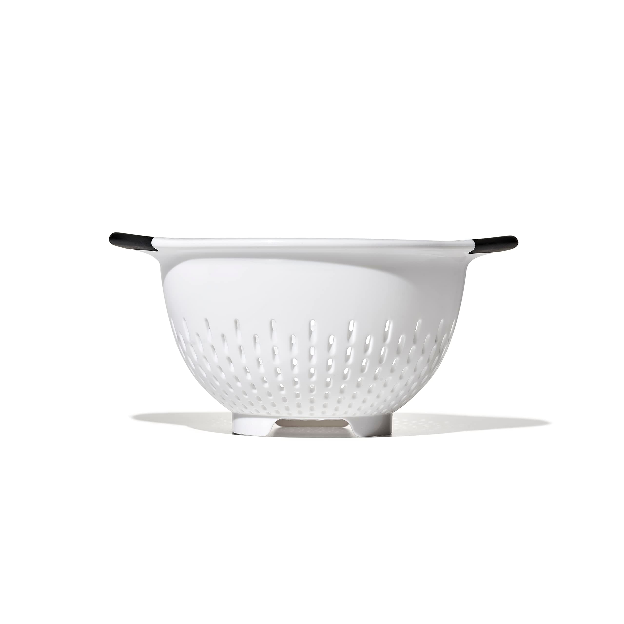 OXO Colander Colander for Efficient Water Drain Colander Plastic with Reeds, White 3 QT
