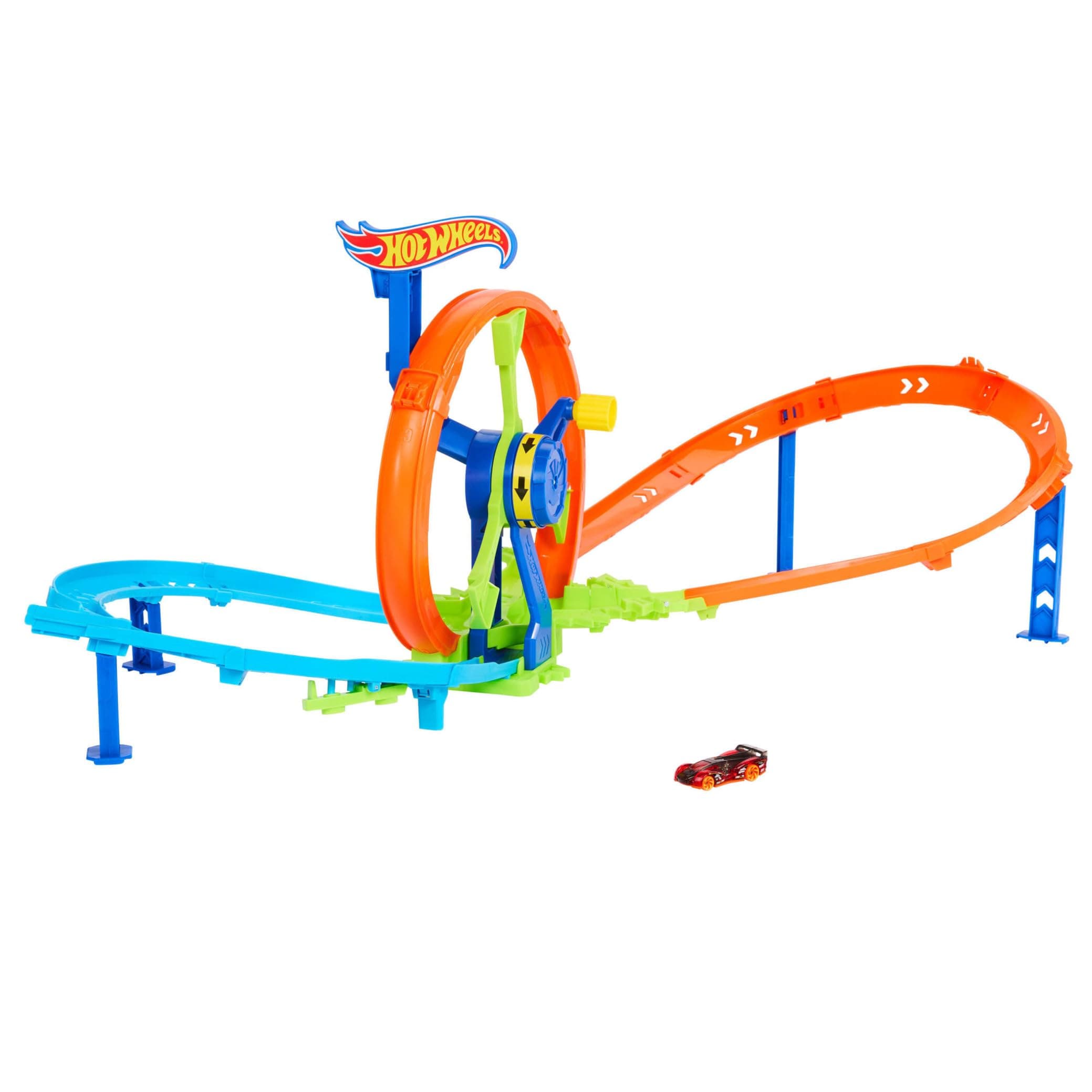 Hot Wheels Toy Car Track Set, Launch and Loop Playset & 1:64 Scale Die-Cast Vehicle, Crash Area on Figure 8 Track with Loop-Kicker Booster, JBX65