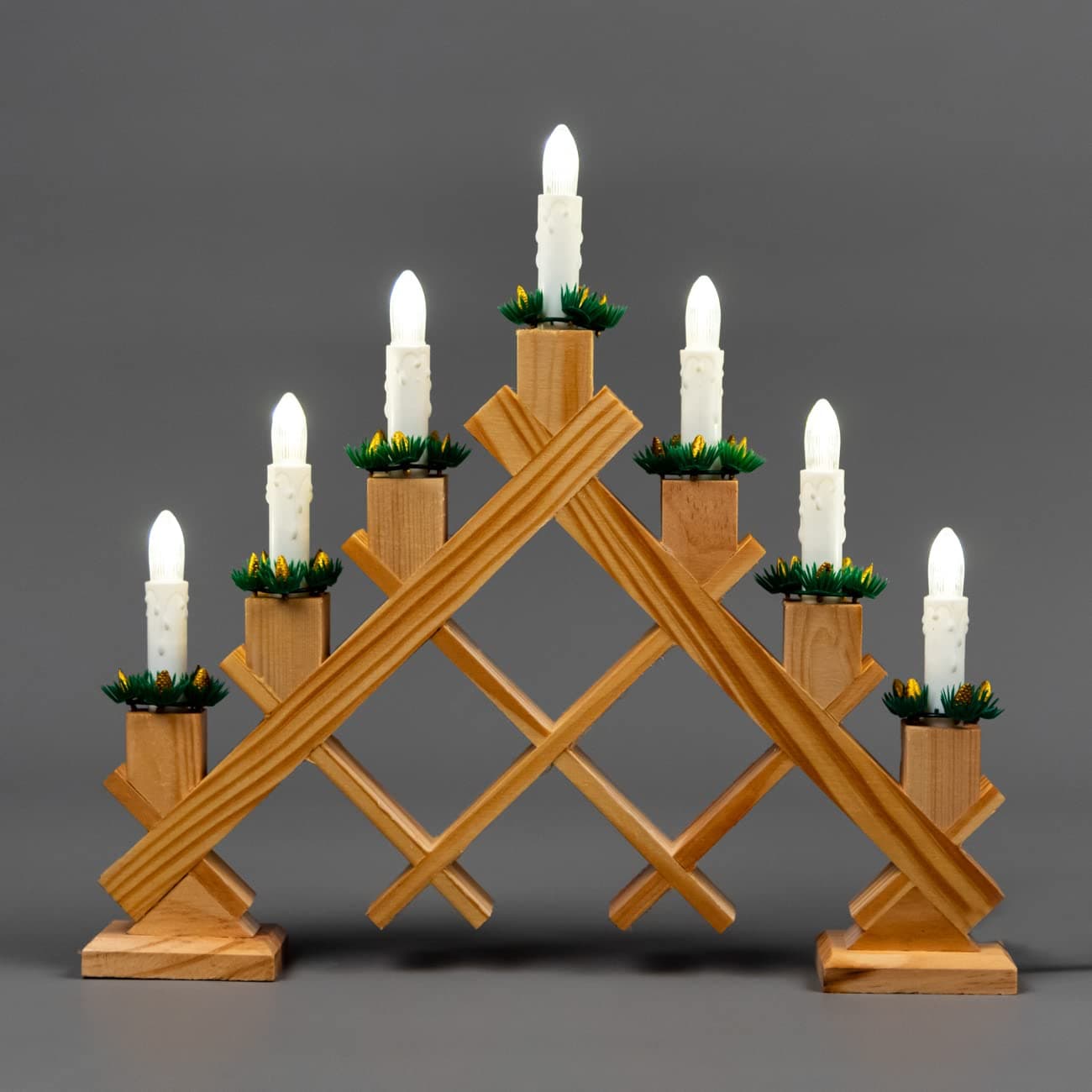 SHATCHI Wooden Pre-Lit Candle Bridge Cross Pattern Light 7 LEDs Bulbs Mains Window Christmas Tree Home Office Desk Light Holiday Xmas Festive Decoration