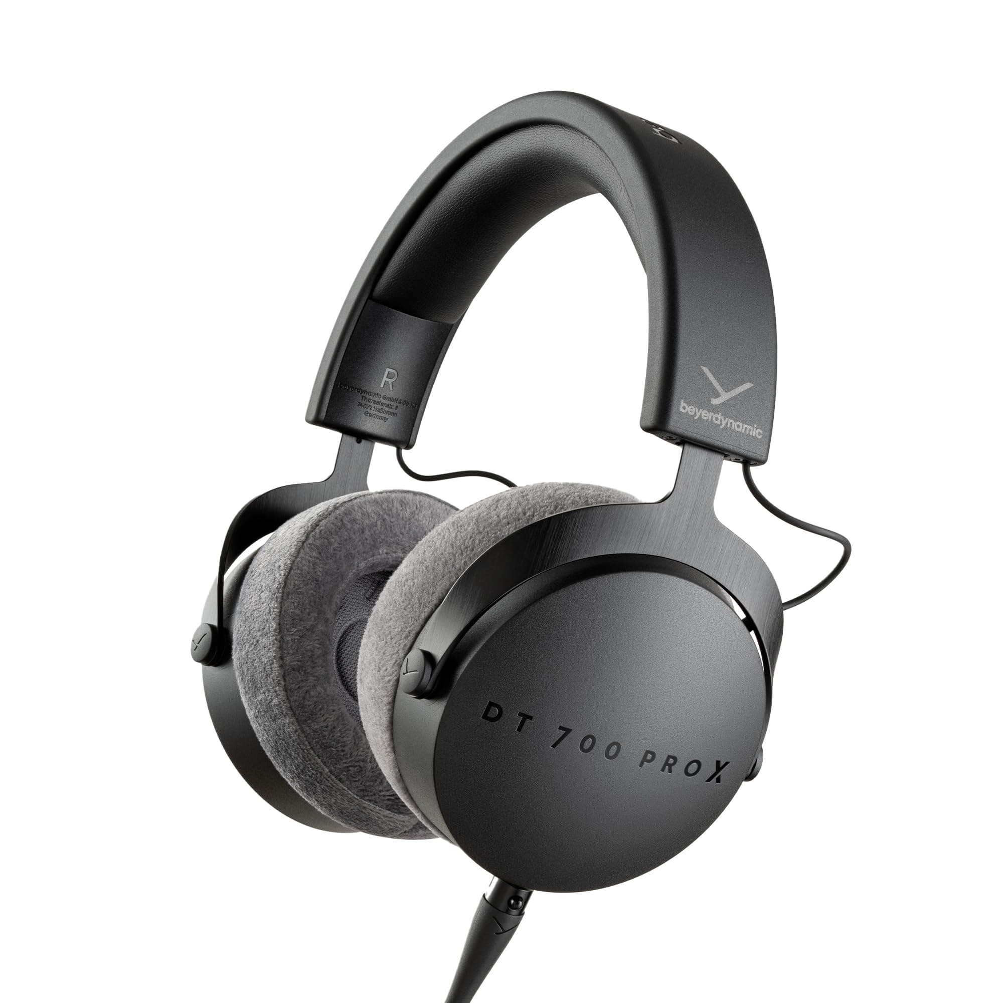 – beyerdynamic DT 700 PRO X Closed-back studio headphones with STELLAR.45 driver for recording and monitoring on all playback devices