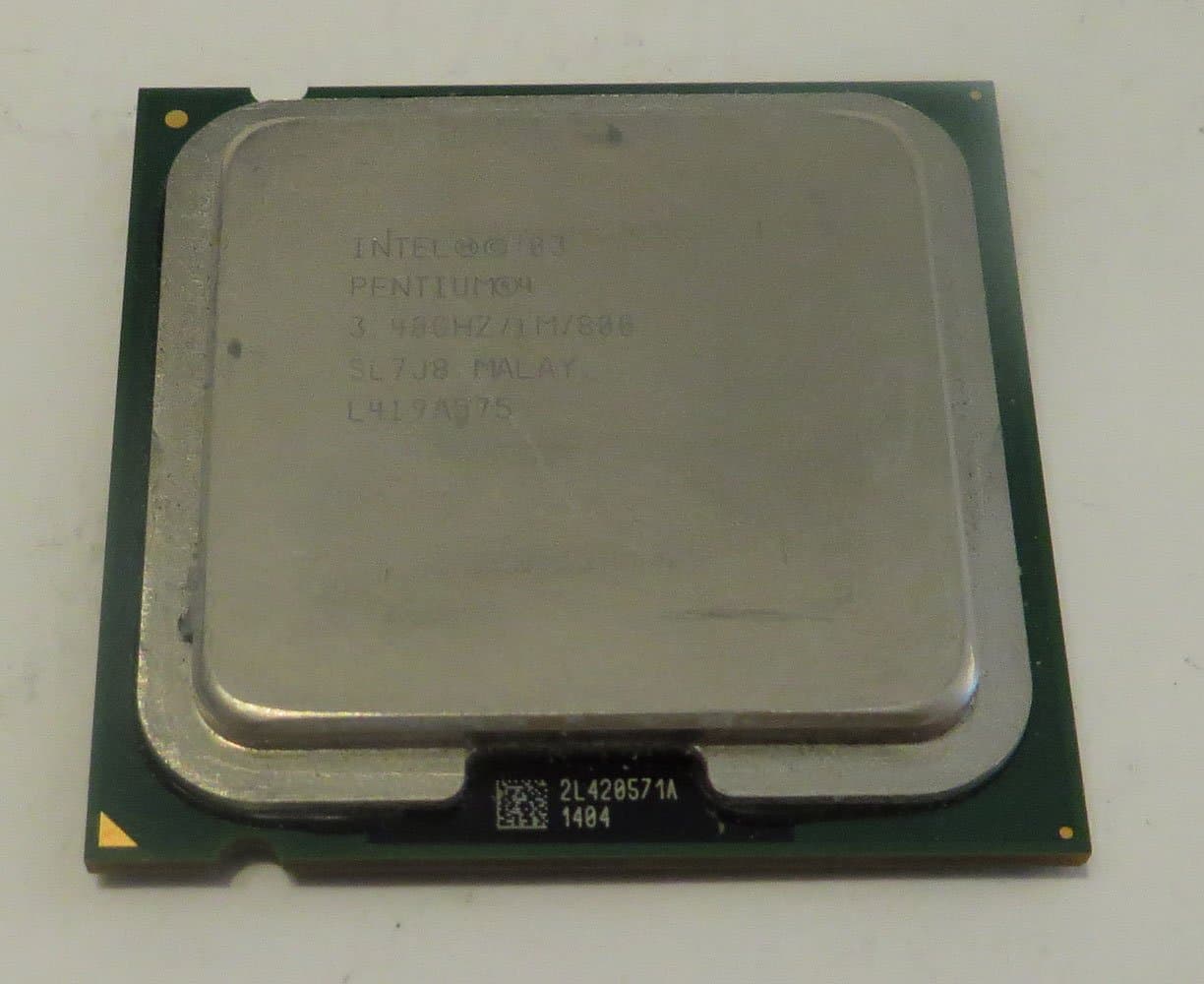 Pentium 4 HT SL7J8 3.4Ghz/1M/800 Socket 775 CPU