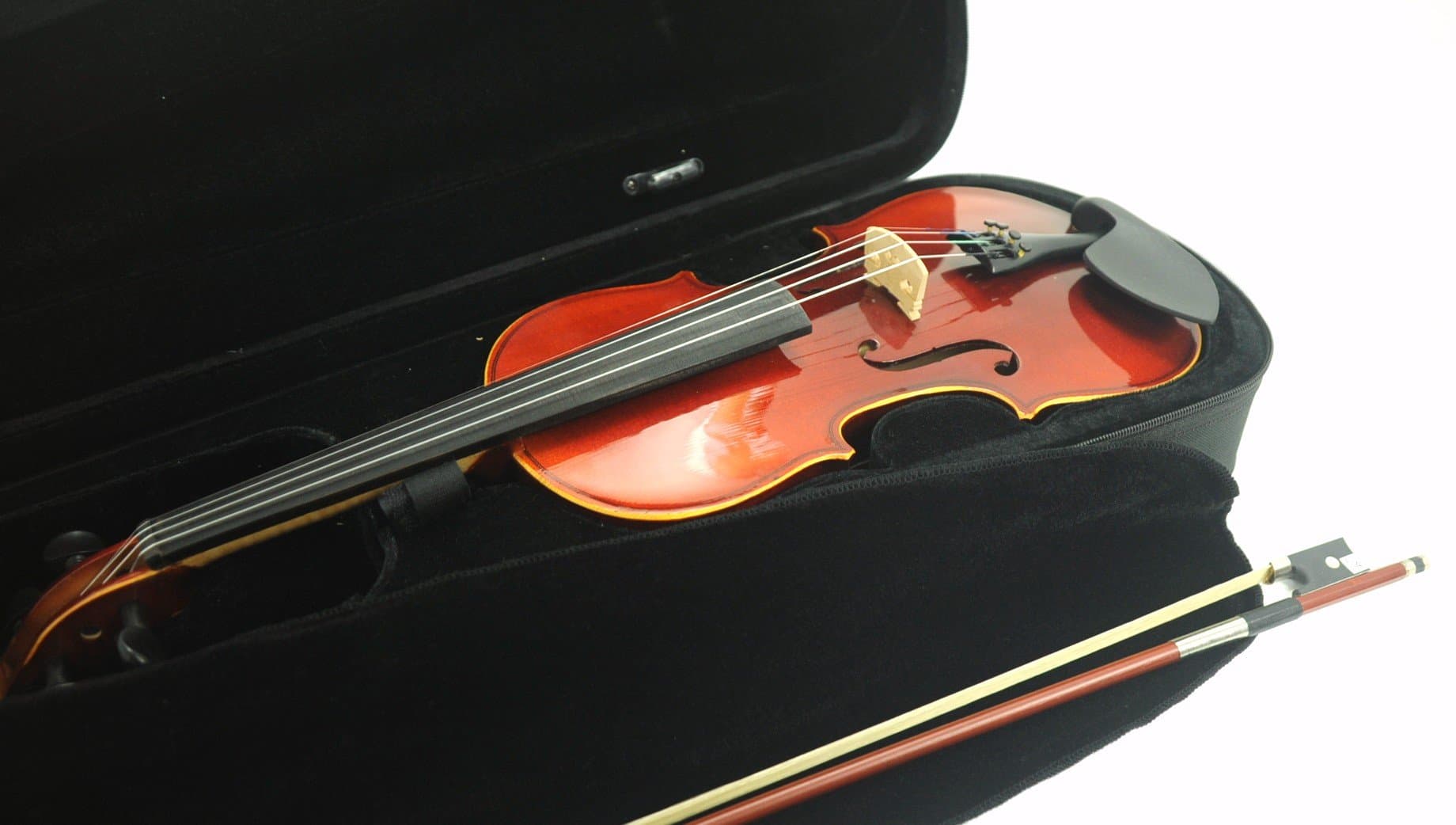 4/4 Student Violin, Ebony pegs, W/Case, Bow, Rosin