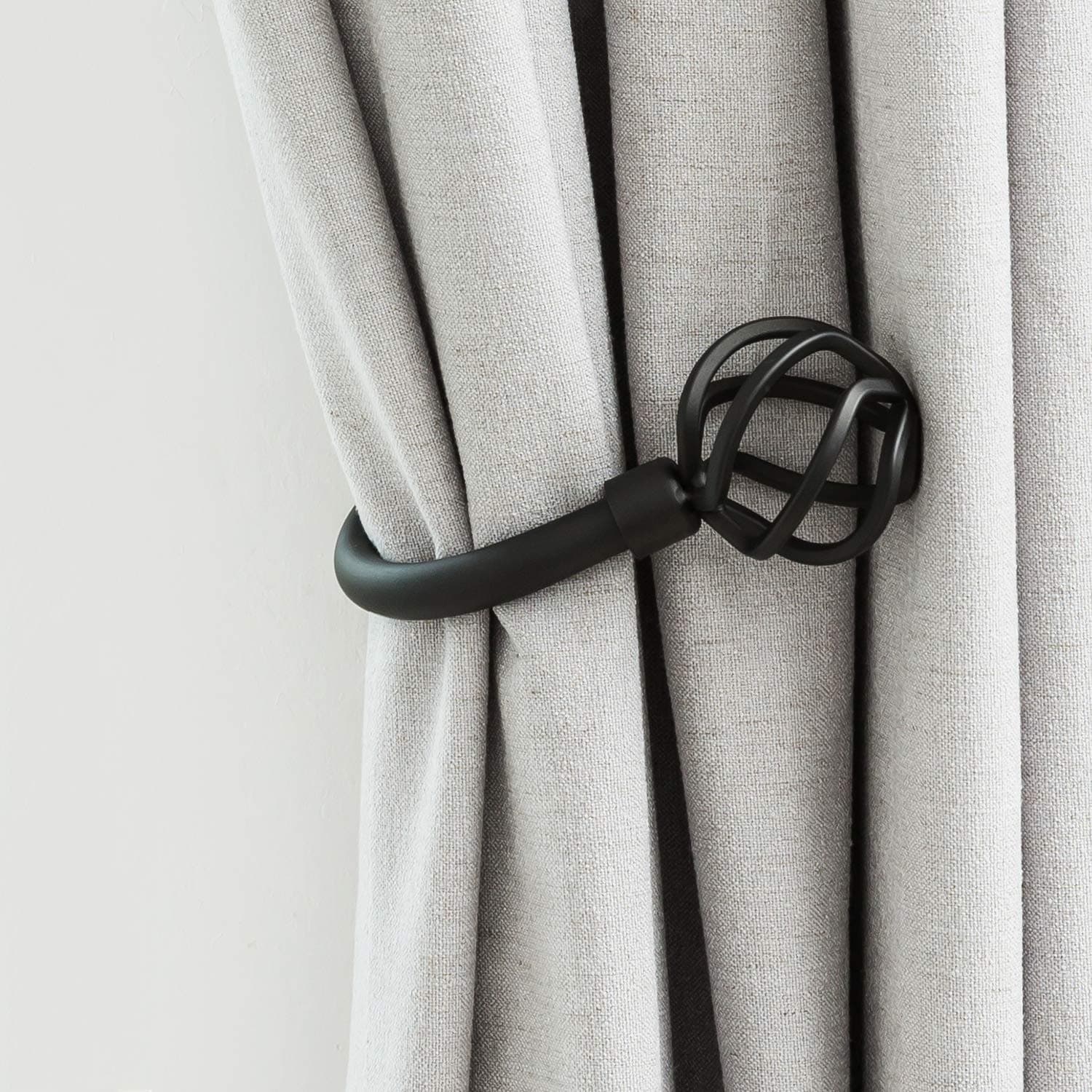 HIKMLK Geometric Industrial Curtain Holdbacks 2pcs, Solid Cast Iron Heavy Duty Curtain Tiebacks for Wall, Side Holder Pull Back Hooks for Drapes Tie Back Home Window Decor (Matt Black)