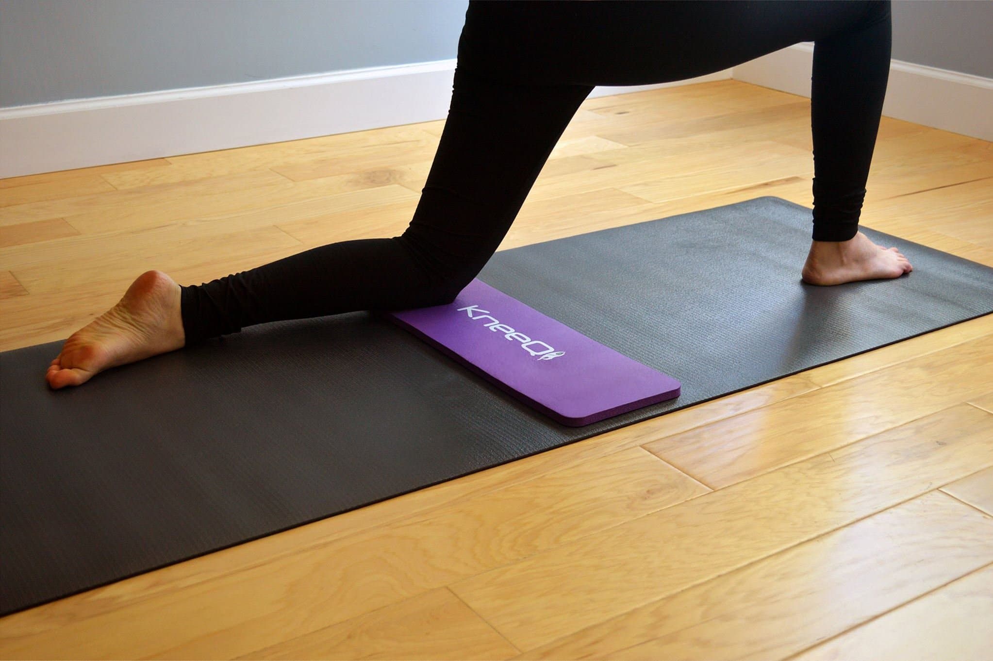 KneeQi Yoga and Exercise Knee Pad