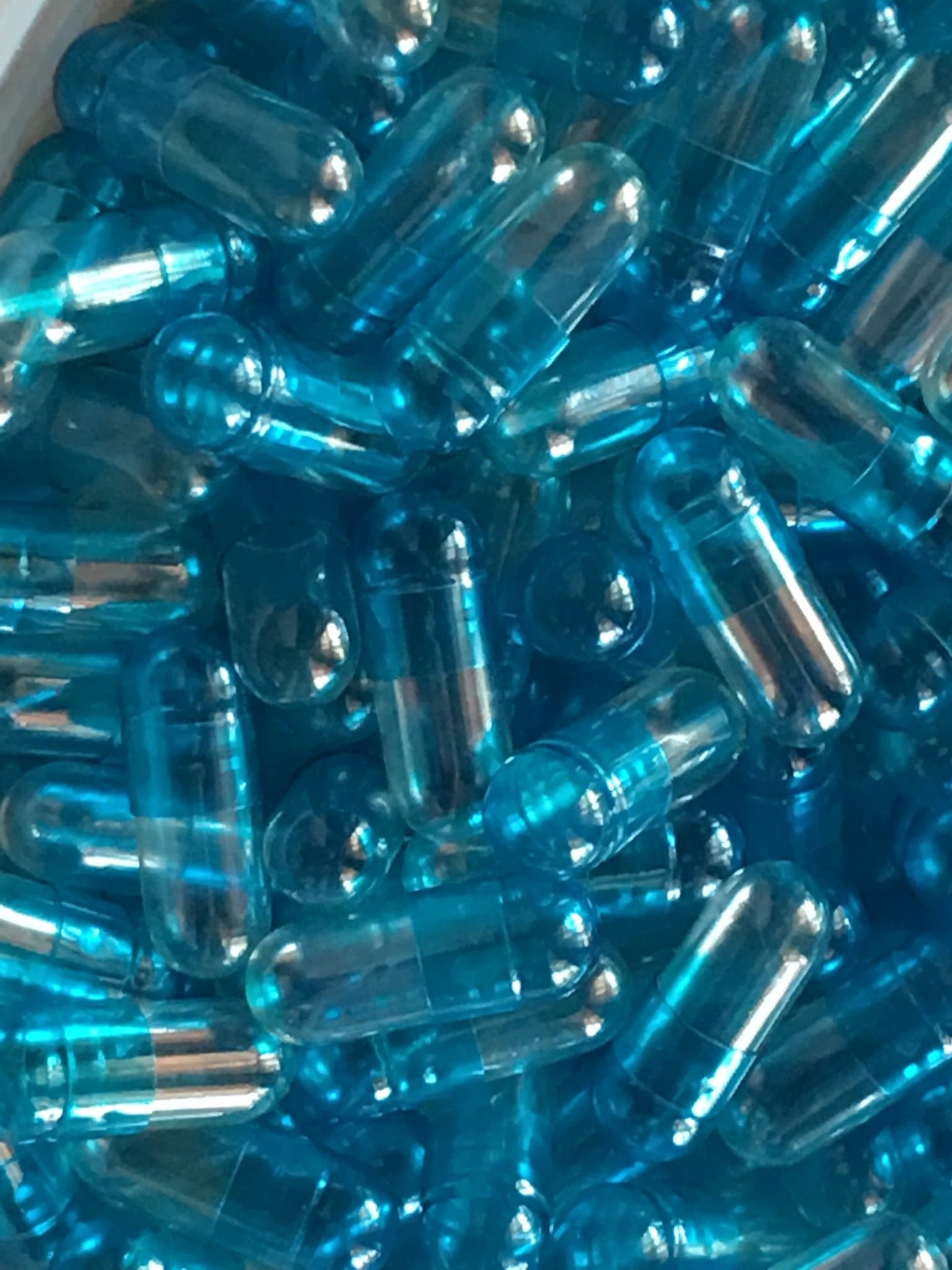 Translucent Blue/Clear Empty Gelatin Capsules Size 5 (100)