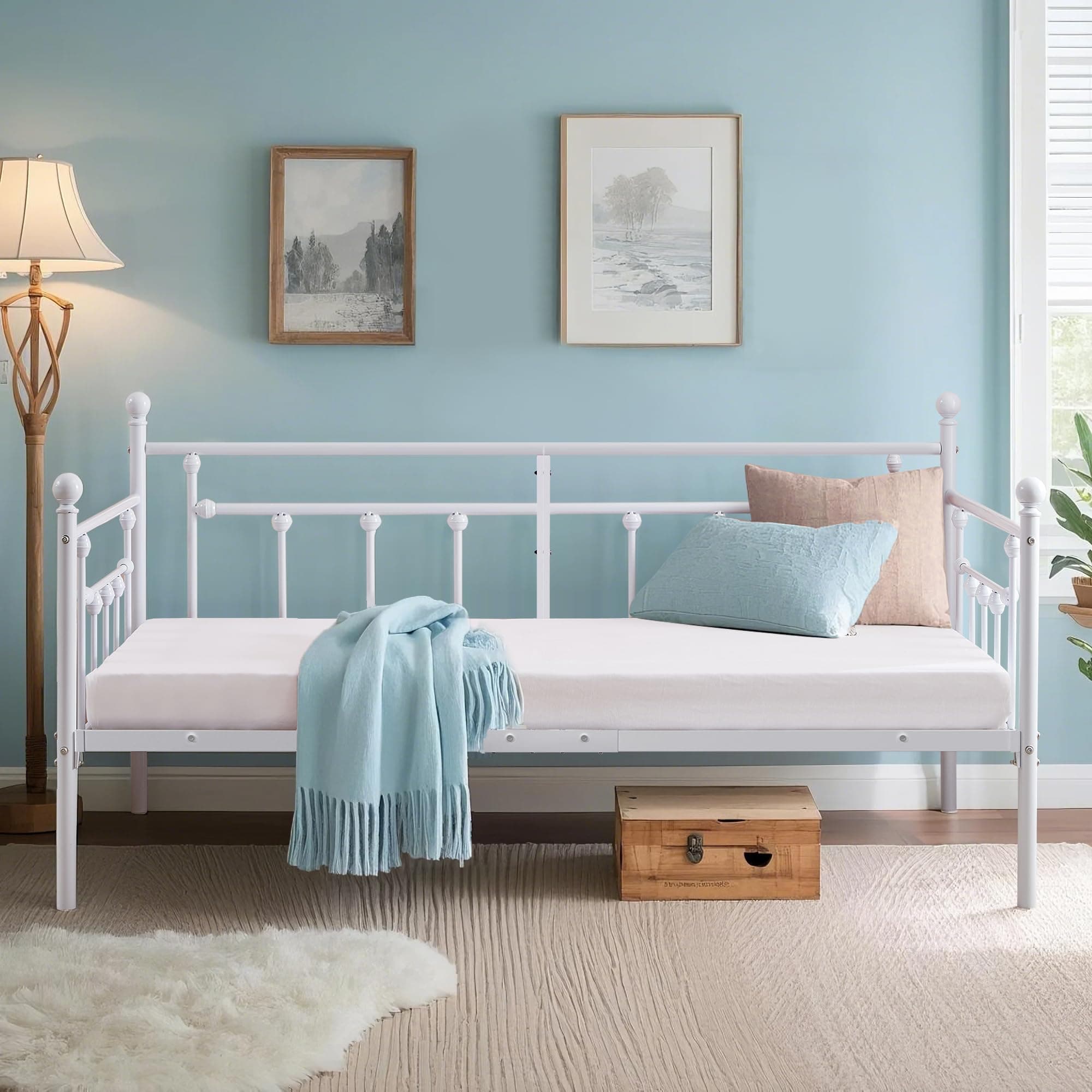 VECELO Daybed Frame,Twin Size Metal Platform Sofa Bed with Headboard,Heavy Duty Steel Slats Support for Living Room, Guest Room, Easy Assembly, White