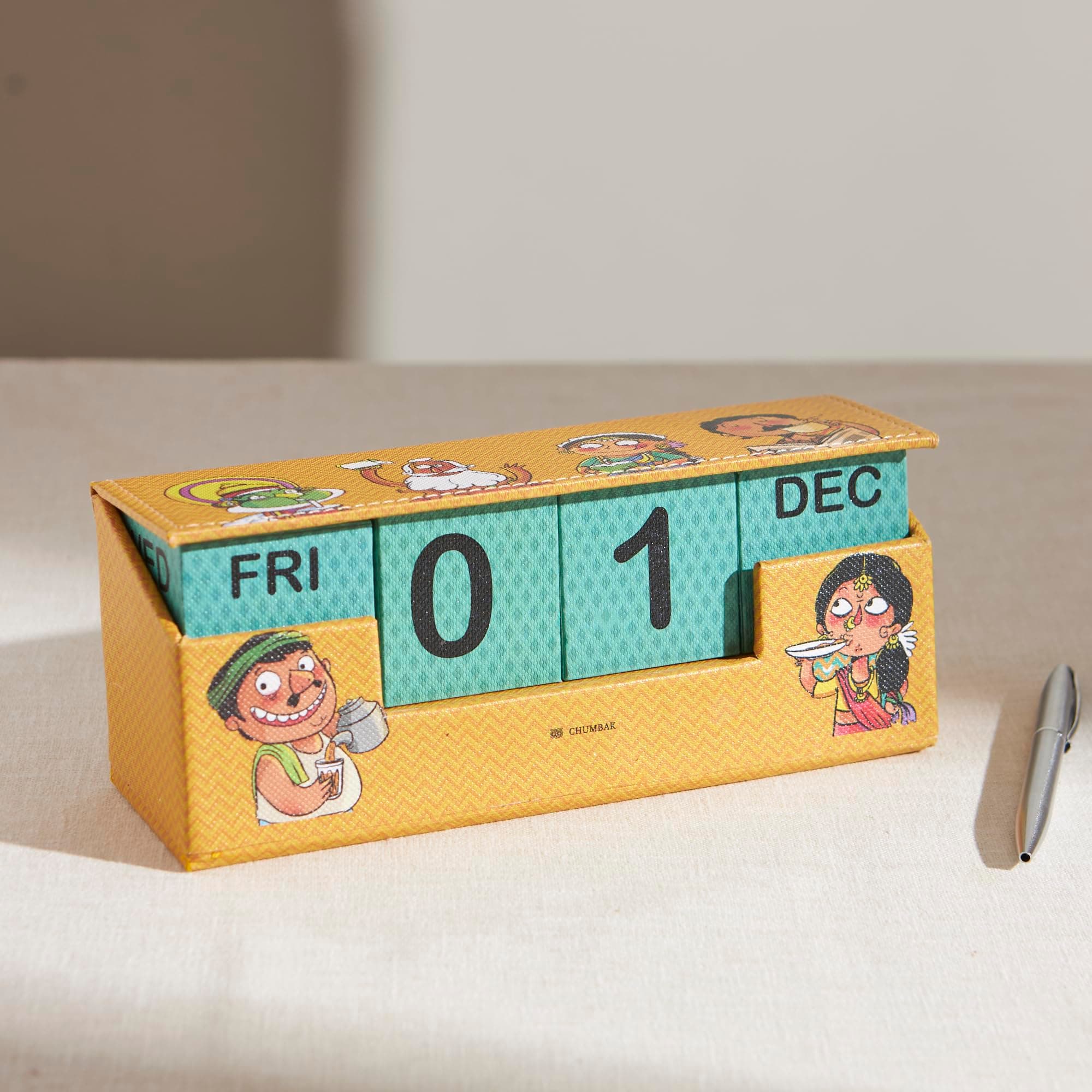 - Doodle Bobble Head Desk Calendar