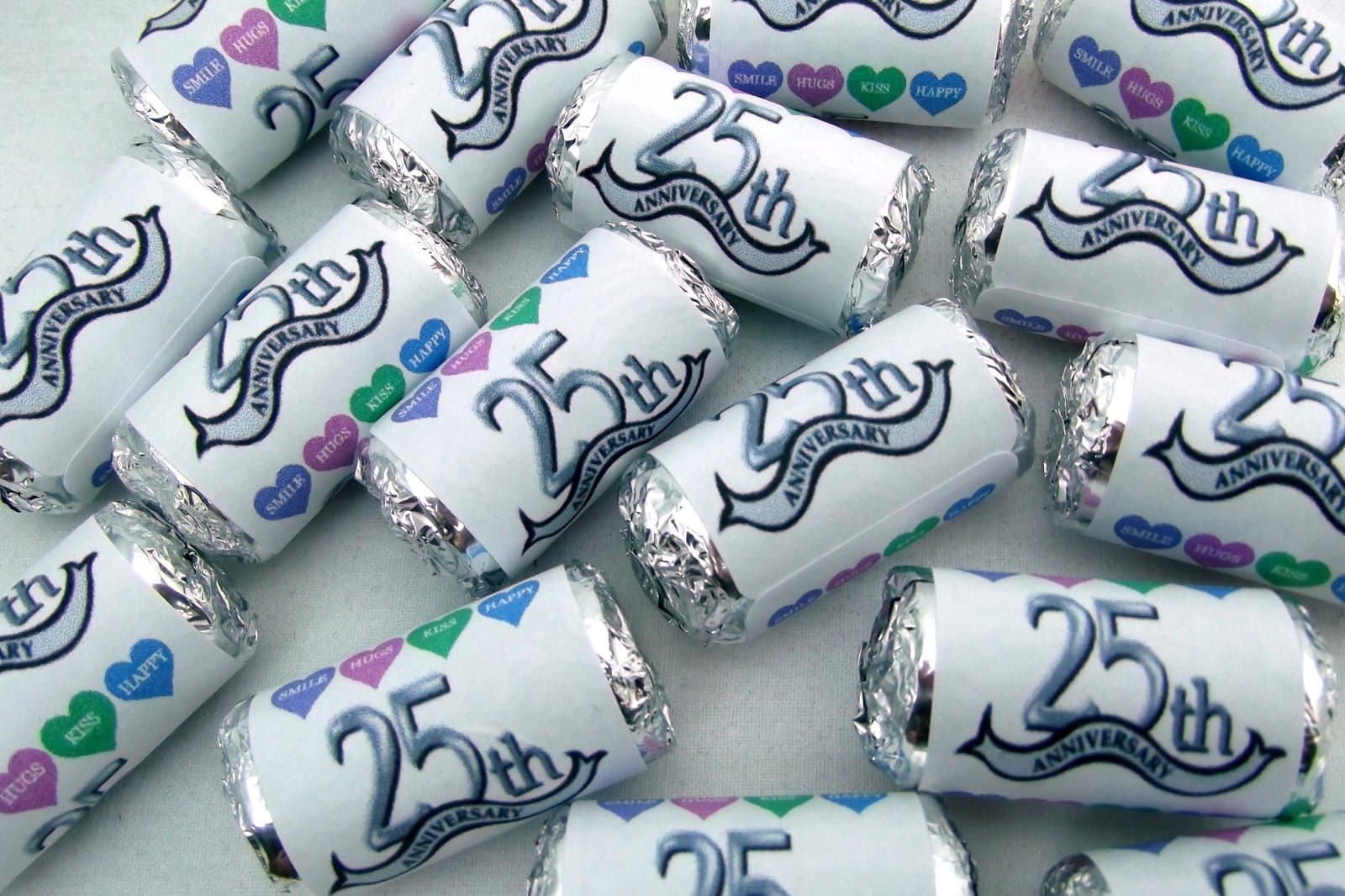 25th silver wedding anniversary mini love heart sweets (pack of 50, Silver)