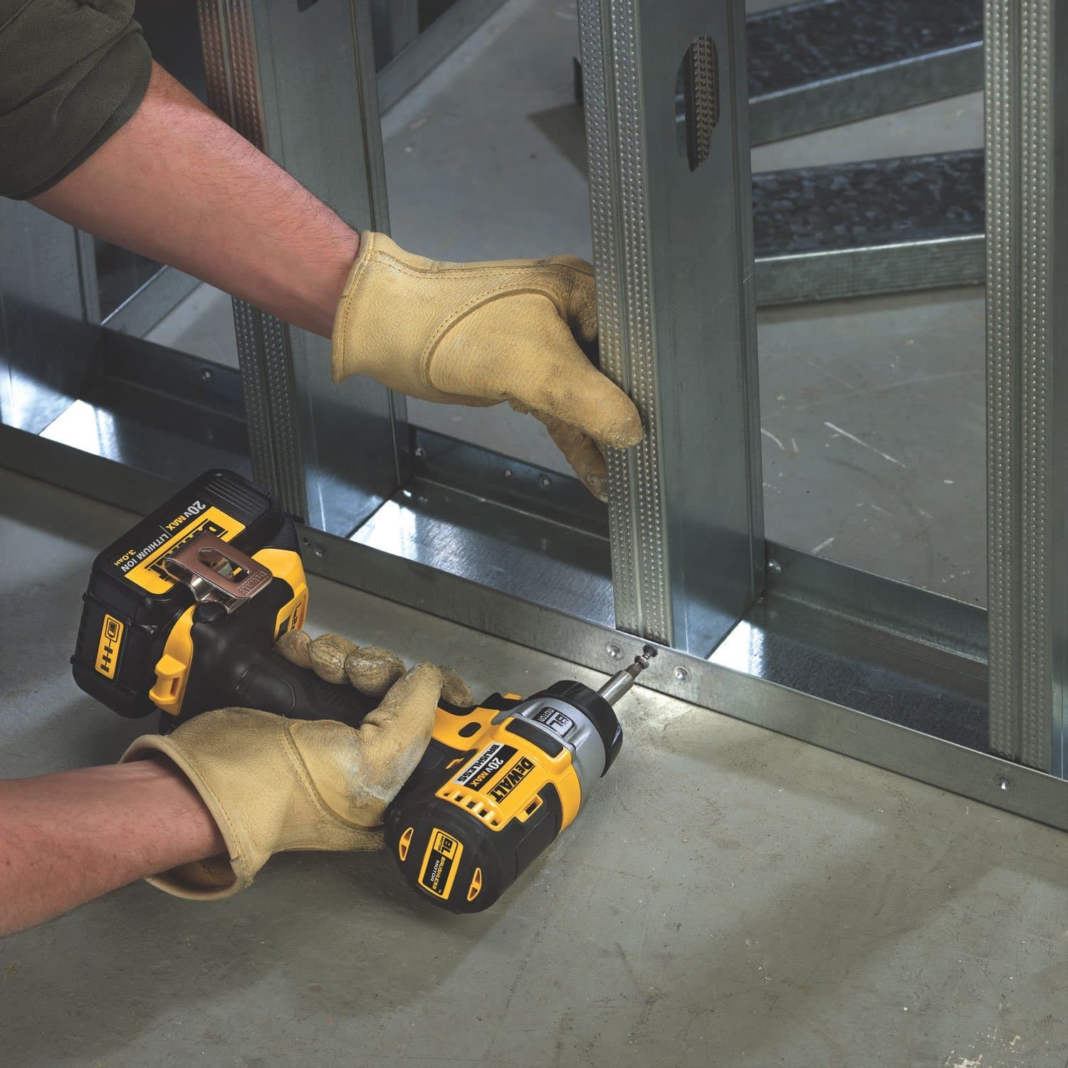 DEWALT DCF895B 20-Volt MAX Lithium Ion Brushless 3-Speed 1/4-Inch Impact Driver