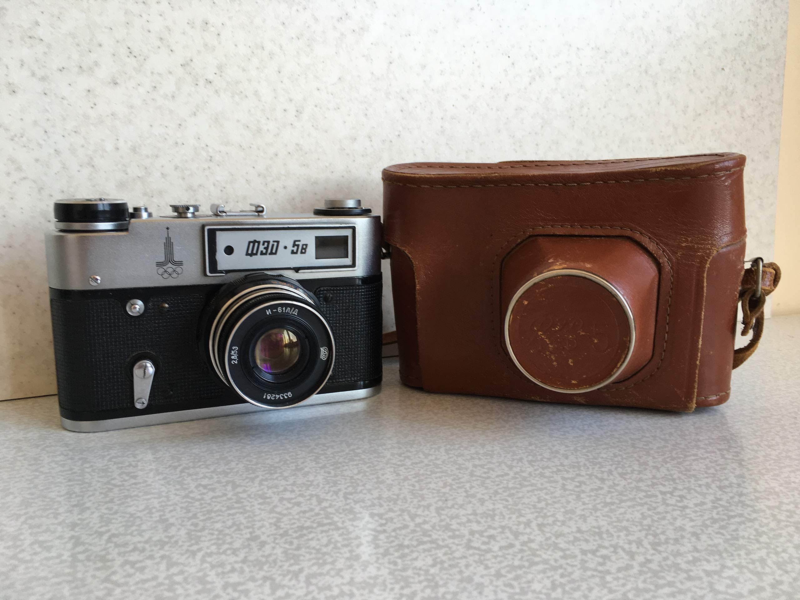 FED-5B USSR Soviet Union Russian 35 mm RF Leica Copy Film Camera Industar-61 Lens
