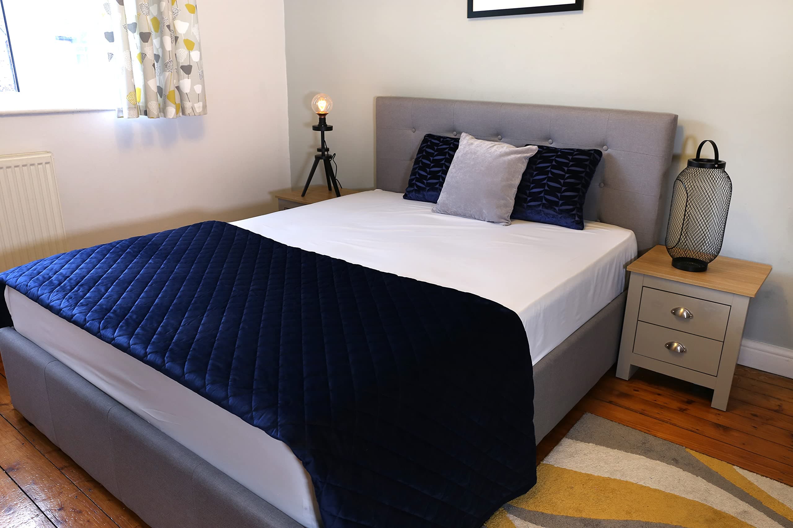 Soroor® Bedding & Linen, Microfiber Small Double Bed Sheet, White Bed Sheet Deep Pocket 12 inch, Super Soft Fabric & Elastic Hem Fitted Sheets | 120 x 190 x 30 cm Small Double Fitted Sheet / 4FTOEKO-TEX STANDARD 100