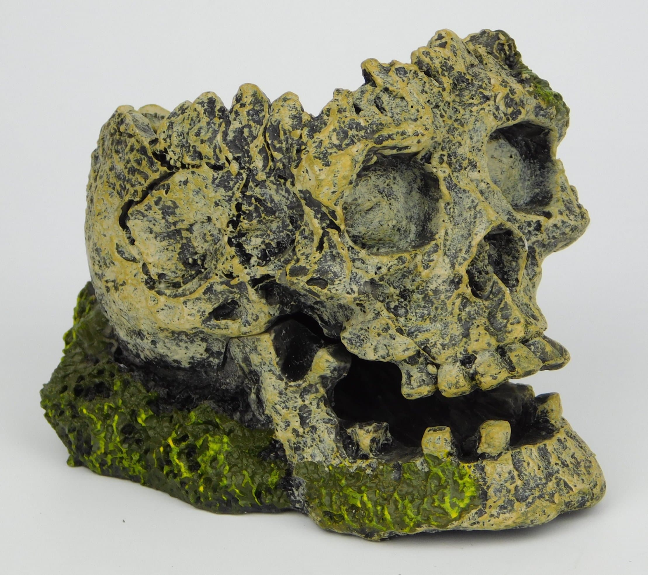 Skull air action aquarium ornament